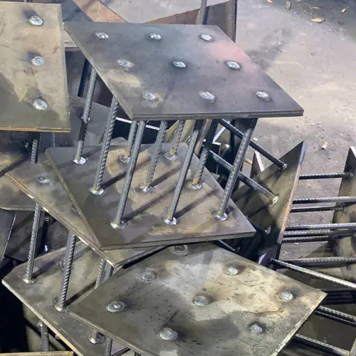 在确定那曲预埋件位置时，需要考虑以下几点